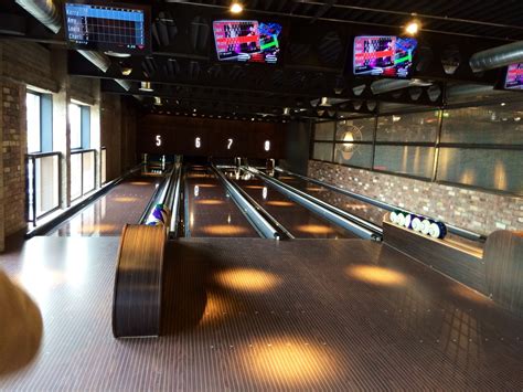 lane 7 bowling alley.